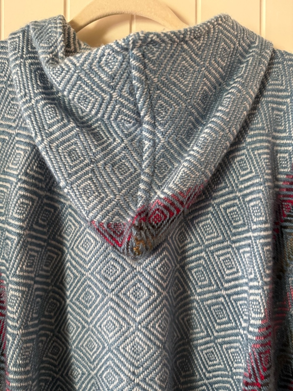 Oscatex Alpaca Knit Hooded Poncho in Light Blue with Multicolor Accents - Picture 7 of 9